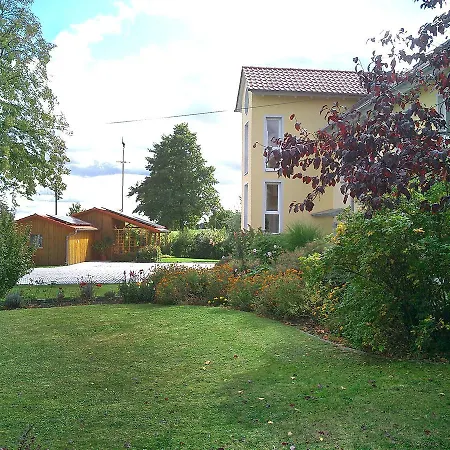 Apartment Landhaus Ampfrachtal.1 *